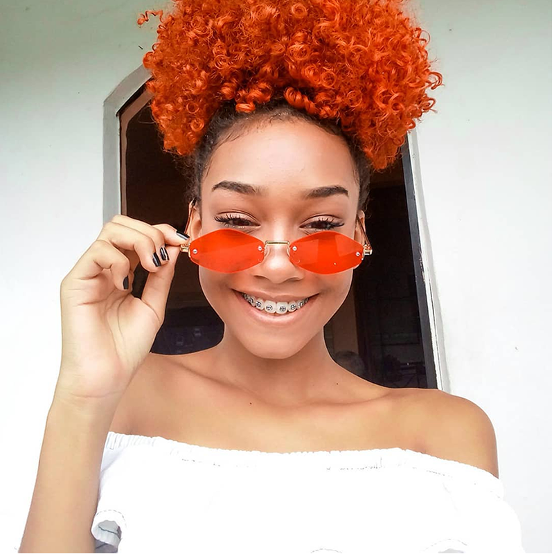 Gafas de sol hexagonales geométricas en tono de color sin montura pequeñas de los años 90 C591