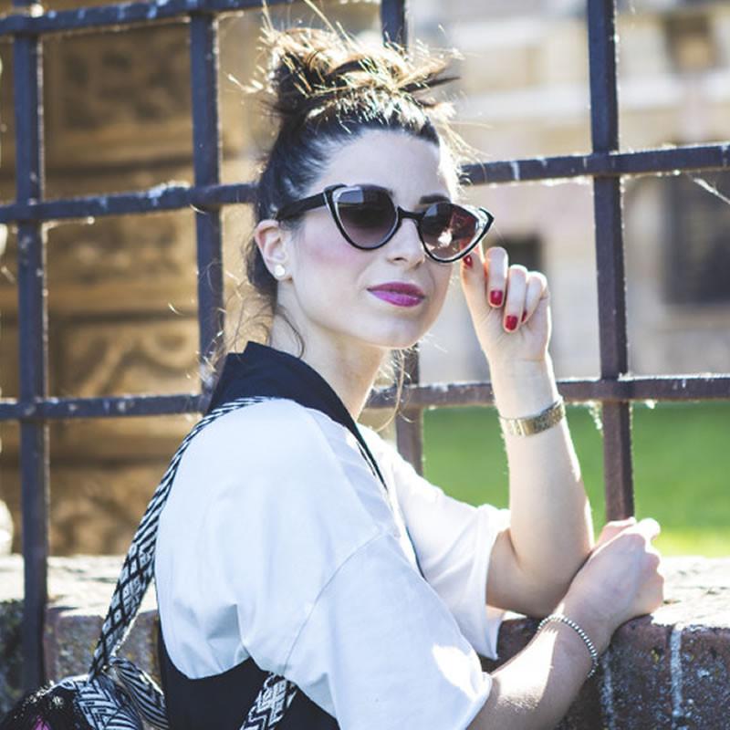 Gafas de sol de ojo de gato con forma de corazón únicas para mujer 9616