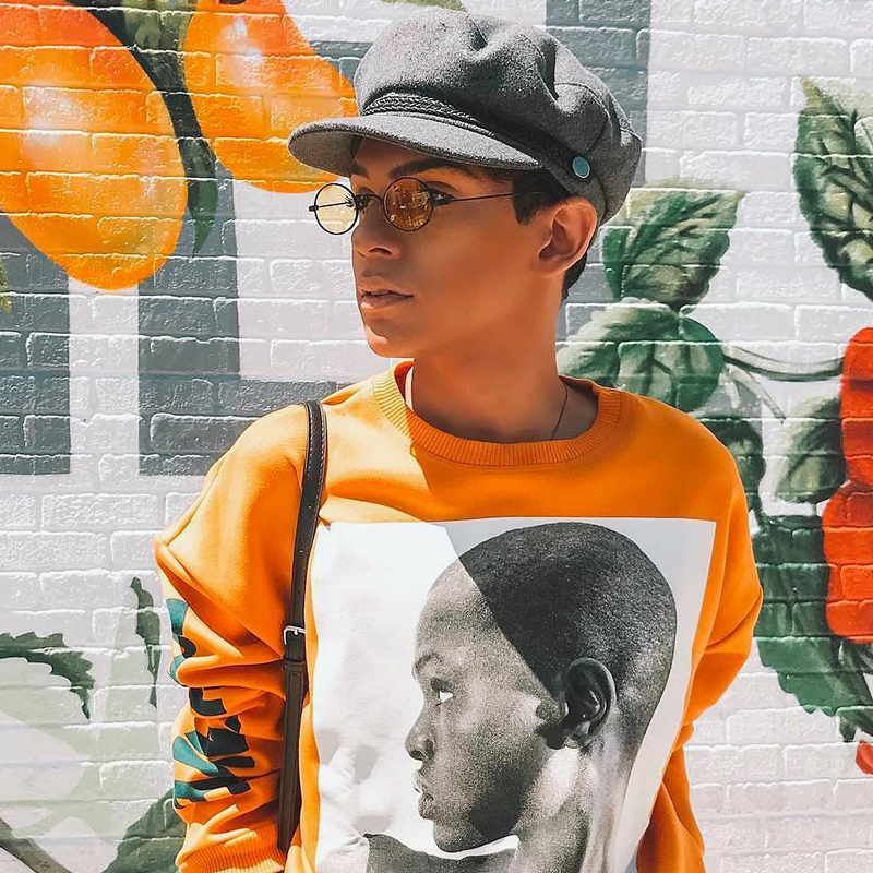 Gafas de sol retro en tono de metal ovalado pequeño de los años 90 C742