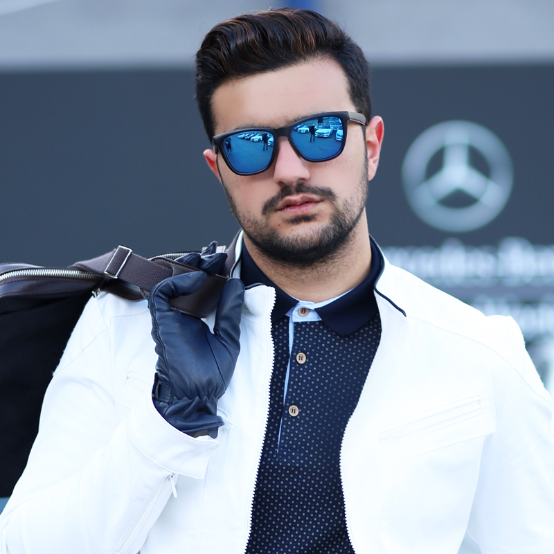 Rad Action Sports Lentes espejadas Gafas de sol con borde cornudo 8647