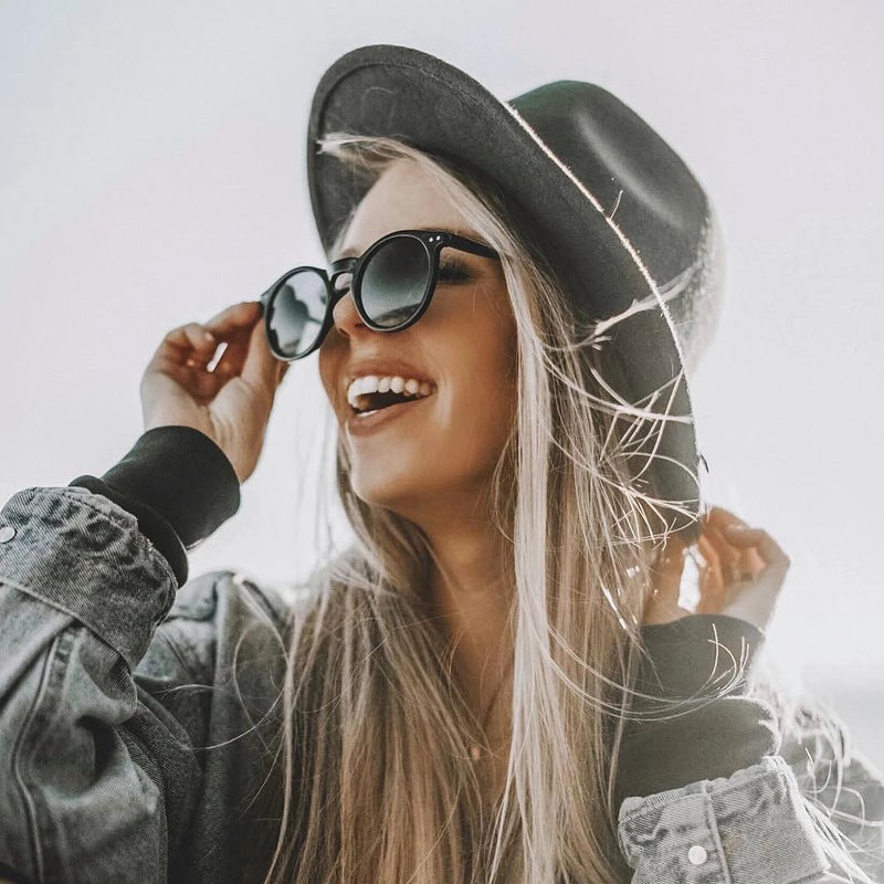 Dapper Key Hole Vintage Horned Rim Round Circle Indie Gafas de sol 8943