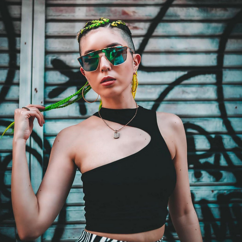 Gafas de sol de metal con lentes planas espejadas modernas retro disco C870