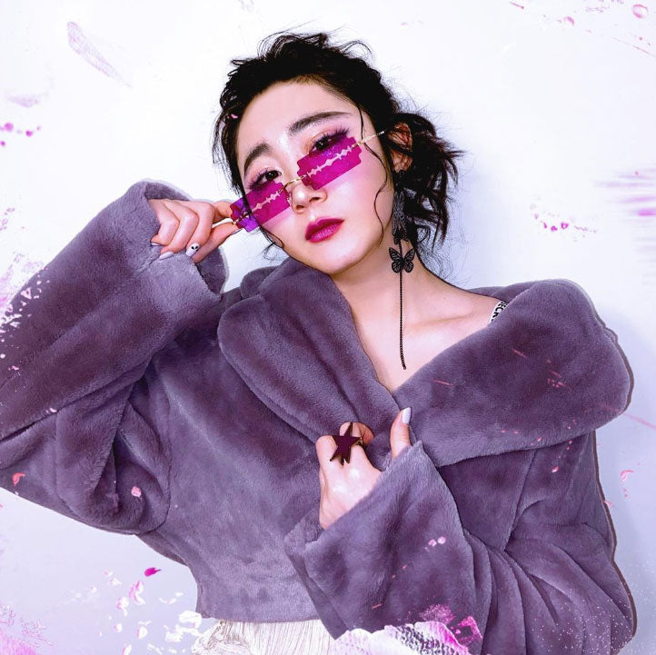 Gafas de sol cuadradas con marco de metal recortado y diseño sin montura Razor Blade D079