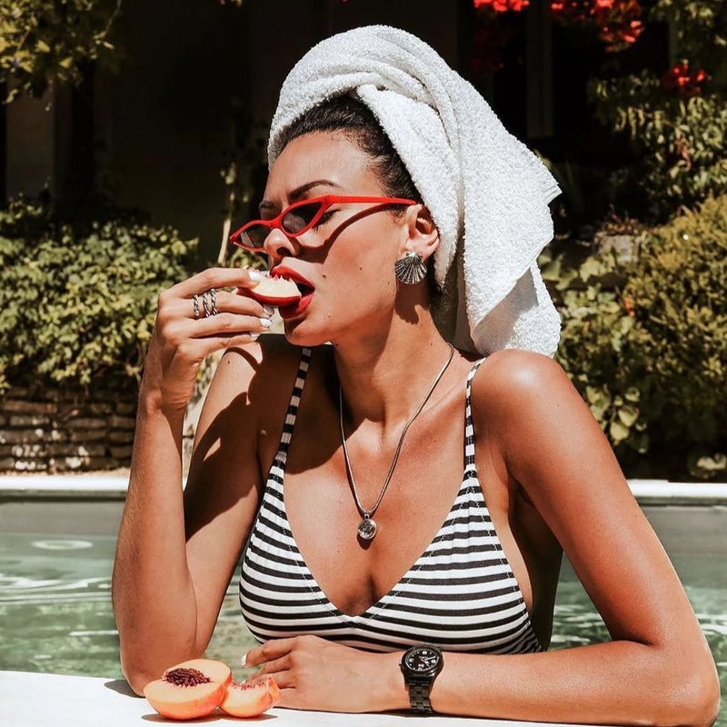 Gafas de sol retro con remaches dobles y diseño de ojo de gato fino de los años 90 para mujer C624