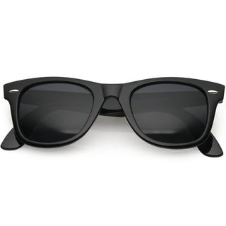 Gafas de sol clásicas con montura pequeña y brazos anchos, lentes oscuros con montura de cuerno C923 - Negro brillante / Humo